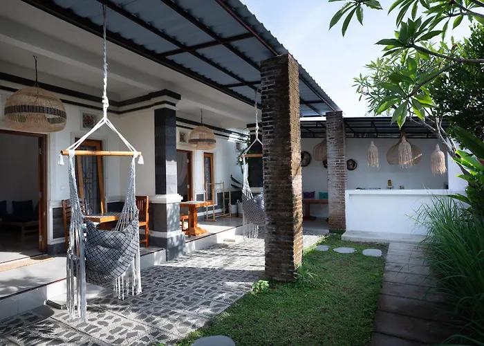 Budi Gh Bali * Nusa Dua (Bali)